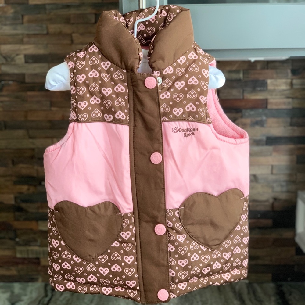 OshKosh puffer vest. Girls size 3T